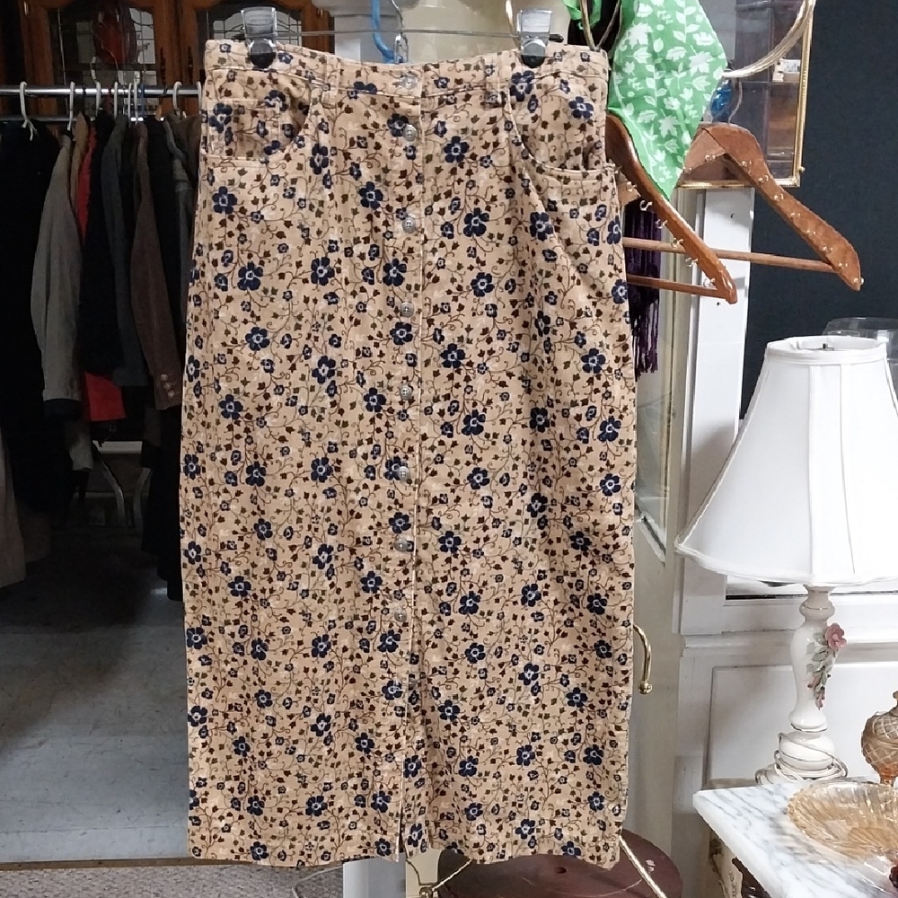 Vtg. Bobbie Brooks Button Front Beige and Navy Floral Corduroy Pencil Skirt